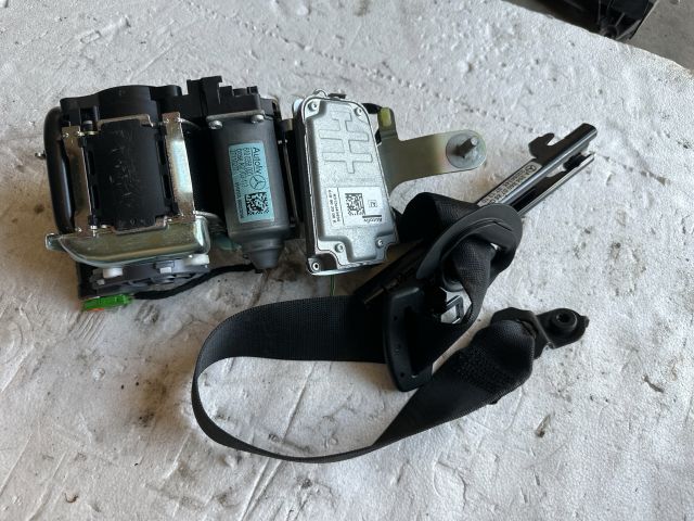 bontott MERCEDES-BENZ C-CLASS Bal első Biztonsági Öv Csat