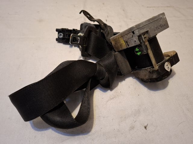 bontott MERCEDES-BENZ C-CLASS Bal első Biztonsági Öv