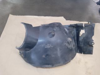 bontott MERCEDES-BENZ C-CLASS Bal első Dobbetét (Kerékjárati, Műanyag)