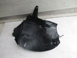 bontott MERCEDES-BENZ C-CLASS Bal első Dobbetét (Kerékjárati, Műanyag)