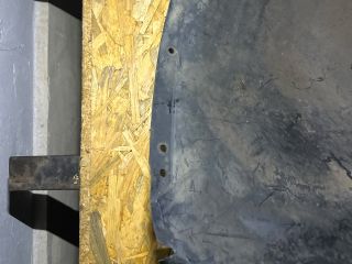 bontott MERCEDES-BENZ C-CLASS Bal első Első Dobbetét (Kerékjárati, Műanyag)