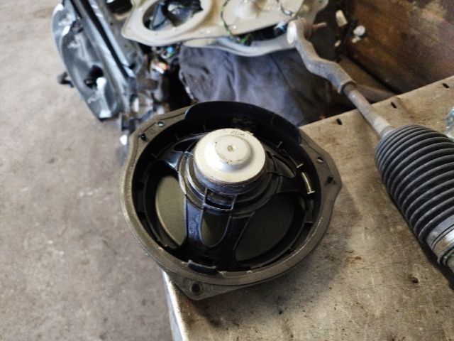 bontott MERCEDES-BENZ C-CLASS Bal első Hangszóró