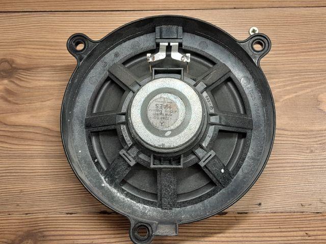 bontott MERCEDES-BENZ C-CLASS Bal első Hangszóró