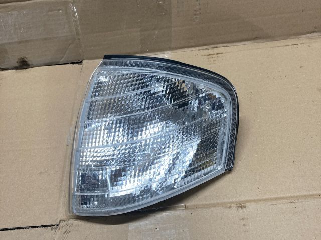 bontott MERCEDES-BENZ C-CLASS Bal első Irányjelző