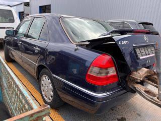 bontott MERCEDES-BENZ C-CLASS Bal első Külső Kilincs