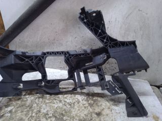 bontott MERCEDES-BENZ C-CLASS Bal első Lökhárító Tartó (Műanyag)