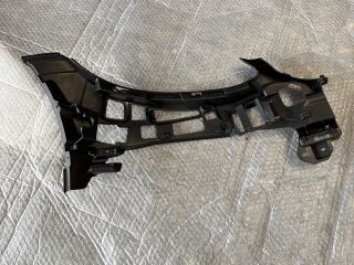 bontott MERCEDES-BENZ C-CLASS Bal első Lökhárító Tartó (Műanyag)