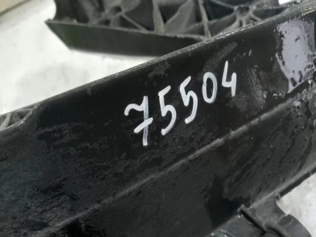 bontott MERCEDES-BENZ C-CLASS Bal első Lökhárító Tartó (Műanyag)