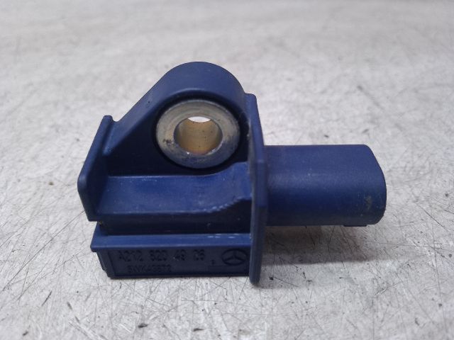 bontott MERCEDES-BENZ C-CLASS Bal első Oldal Ütközés Érzékelő