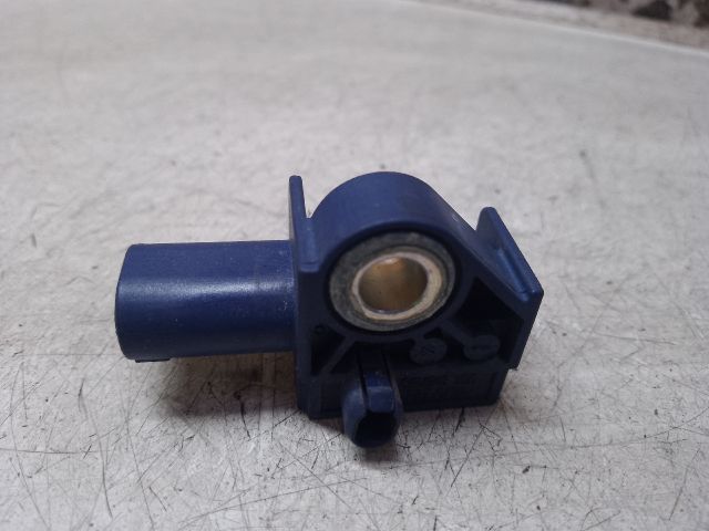 bontott MERCEDES-BENZ C-CLASS Bal első Oldal Ütközés Érzékelő