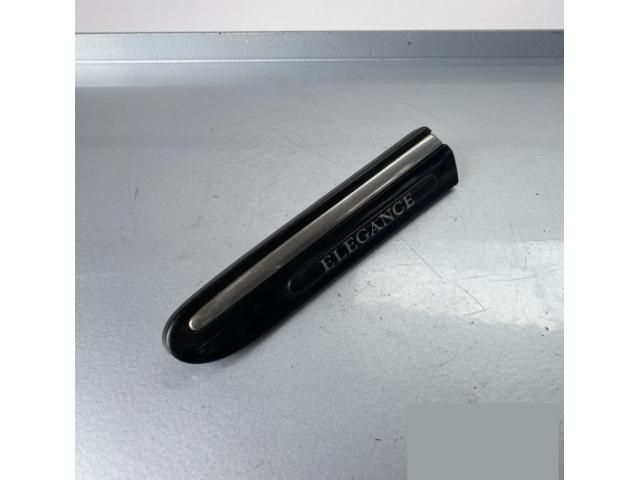 bontott MERCEDES-BENZ C-CLASS Bal első Sárvédő Díszléc