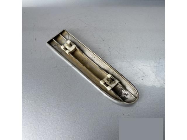 bontott MERCEDES-BENZ C-CLASS Bal első Sárvédő Díszléc