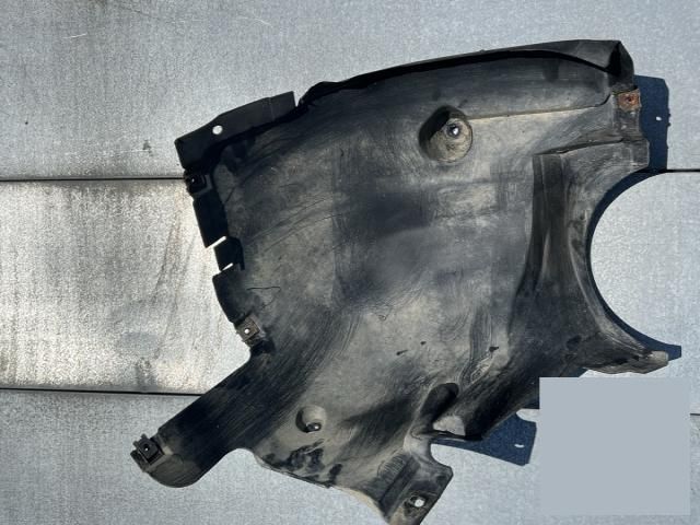 bontott MERCEDES-BENZ C-CLASS Bal első Sárvédő Gumi