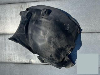 bontott MERCEDES-BENZ C-CLASS Bal első Sárvédő Gumi