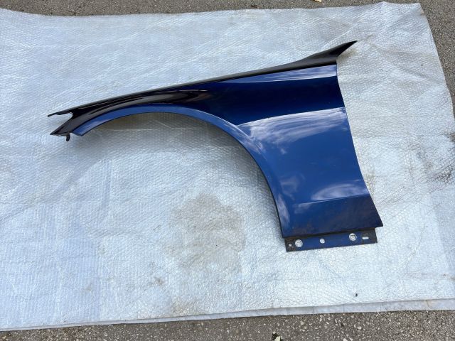 bontott MERCEDES-BENZ C-CLASS Bal első Sárvédő