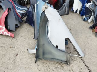 bontott MERCEDES-BENZ C-CLASS Bal első Sárvédő