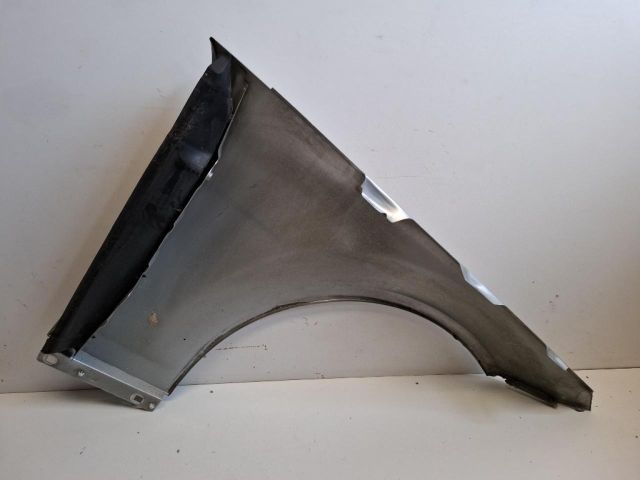 bontott MERCEDES-BENZ C-CLASS Bal első Sárvédő