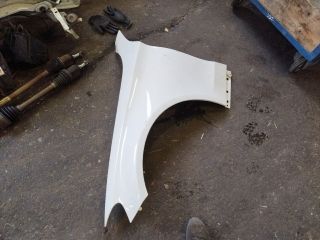 bontott MERCEDES-BENZ C-CLASS Bal első Sárvédő