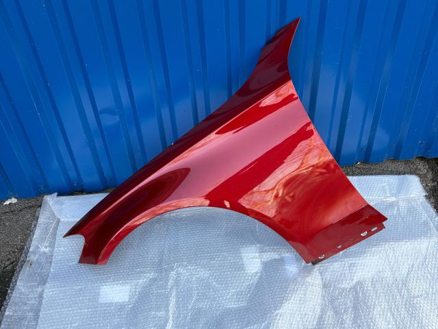 bontott MERCEDES-BENZ C-CLASS Bal első Sárvédő