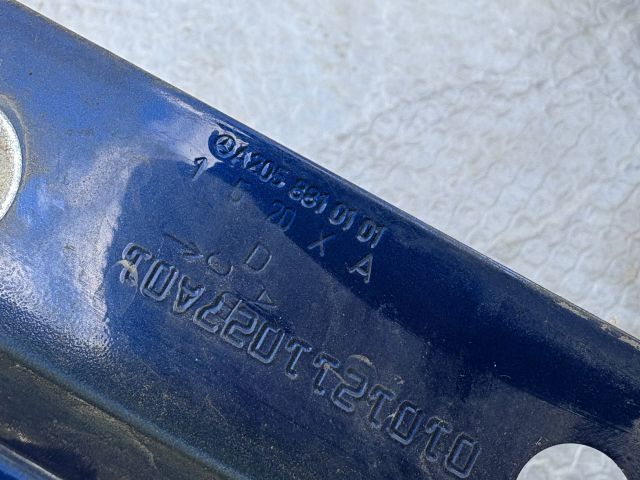 bontott MERCEDES-BENZ C-CLASS Bal első Sárvédő