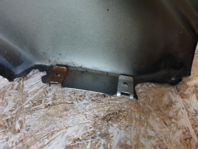 bontott MERCEDES-BENZ C-CLASS Bal első Sárvédő