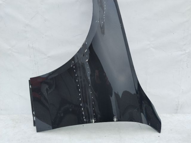 bontott MERCEDES-BENZ C-CLASS Bal első Sárvédő