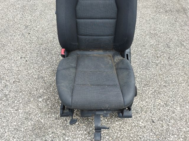 bontott MERCEDES-BENZ C-CLASS Bal első Ülés