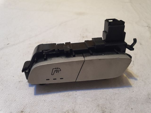 bontott MERCEDES-BENZ C-CLASS Bal első Ülésfűtés Kapcsoló