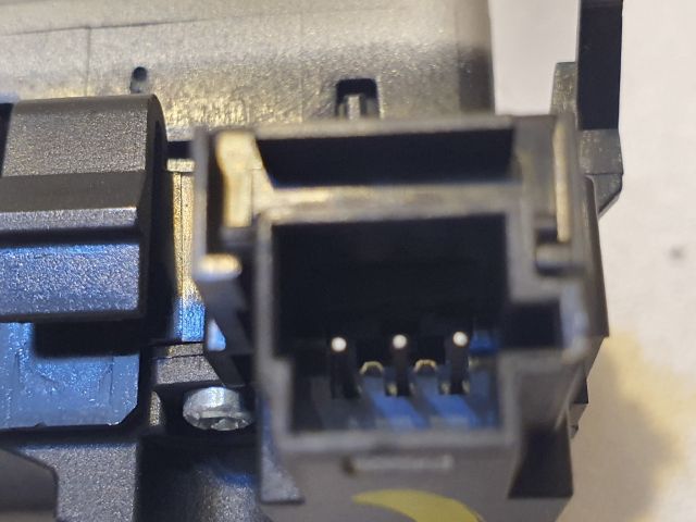 bontott MERCEDES-BENZ C-CLASS Bal első Ülésfűtés Kapcsoló