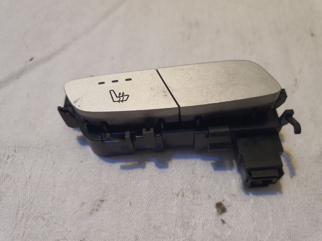 bontott MERCEDES-BENZ C-CLASS Bal első Ülésfűtés Kapcsoló