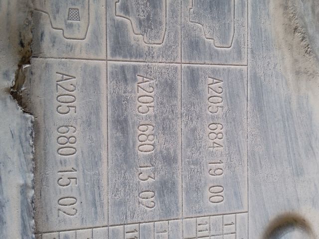 bontott MERCEDES-BENZ C-CLASS Bal Fenéklemez