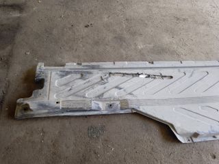 bontott MERCEDES-BENZ C-CLASS Bal Fenéklemez