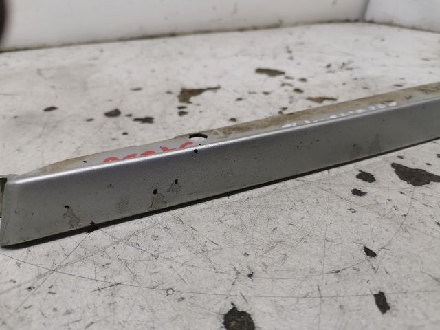 bontott MERCEDES-BENZ C-CLASS Bal Fényszóró Bajusz Díszléc