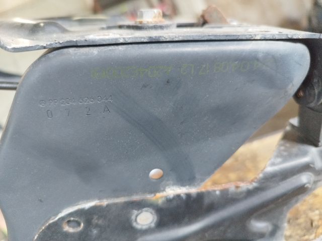 bontott MERCEDES-BENZ C-CLASS Bal Fényszóró Lámpakeret