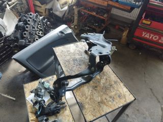 bontott MERCEDES-BENZ C-CLASS Bal Fényszóró Lámpakeret