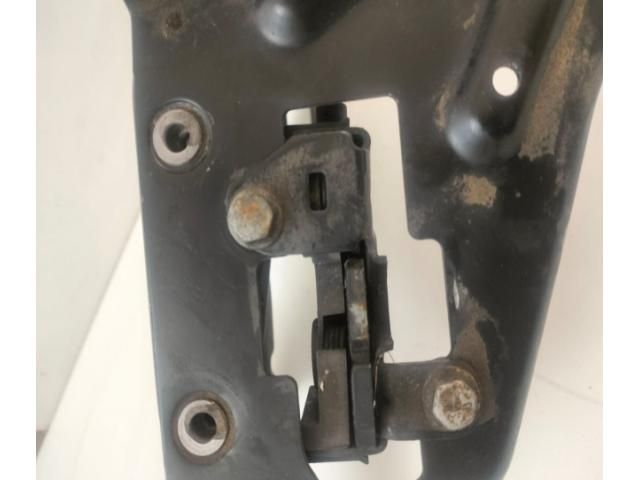 bontott MERCEDES-BENZ C-CLASS Bal Fényszóró Tartó