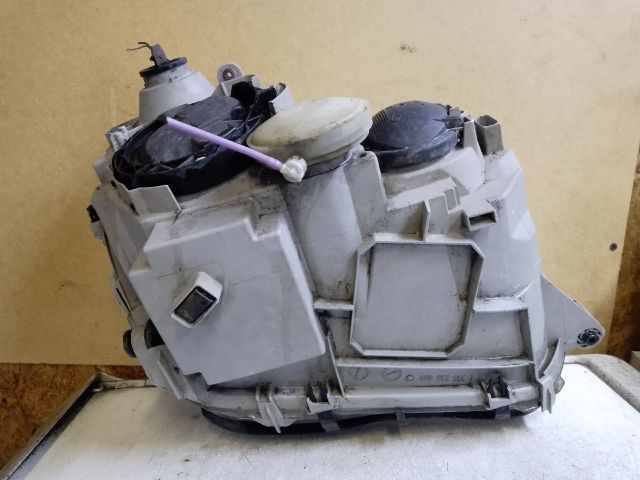 bontott MERCEDES-BENZ C-CLASS Bal Fényszóró