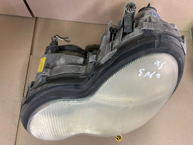 bontott MERCEDES-BENZ C-CLASS Bal Fényszóró