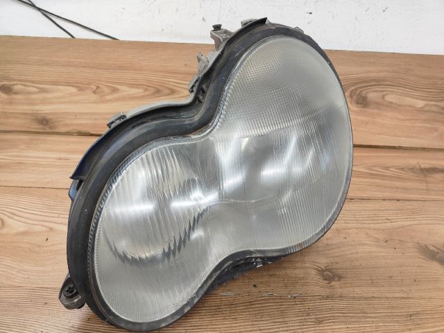 bontott MERCEDES-BENZ C-CLASS Bal Fényszóró