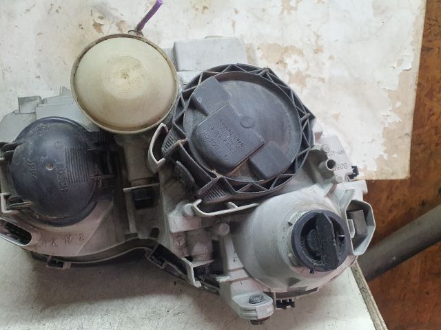 bontott MERCEDES-BENZ C-CLASS Bal Fényszóró