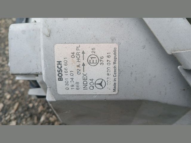 bontott MERCEDES-BENZ C-CLASS Bal Fényszóró