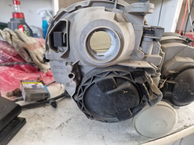 bontott MERCEDES-BENZ C-CLASS Bal Fényszóró