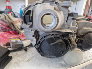 bontott MERCEDES-BENZ C-CLASS Bal Fényszóró