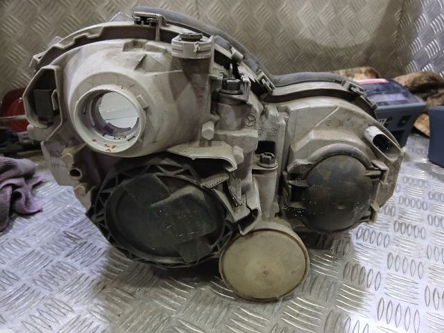 bontott MERCEDES-BENZ C-CLASS Bal Fényszóró