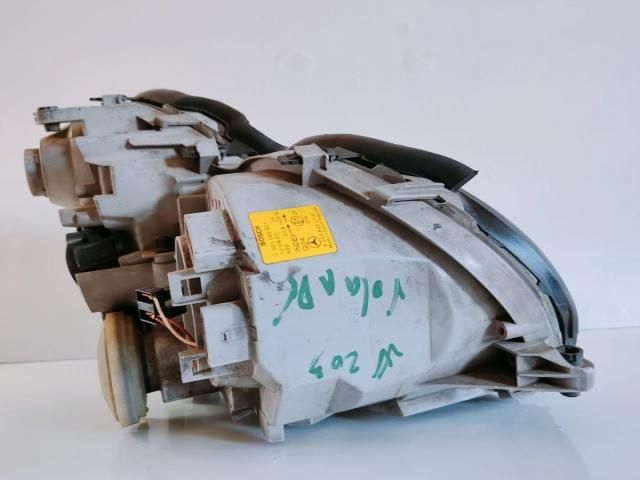 bontott MERCEDES-BENZ C-CLASS Bal Fényszóró