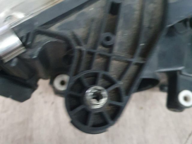 bontott MERCEDES-BENZ C-CLASS Bal Fényszóró