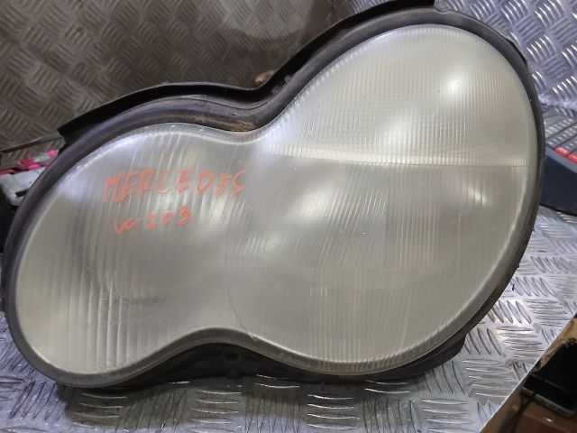 bontott MERCEDES-BENZ C-CLASS Bal Fényszóró