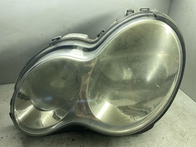 bontott MERCEDES-BENZ C-CLASS Bal Fényszóró