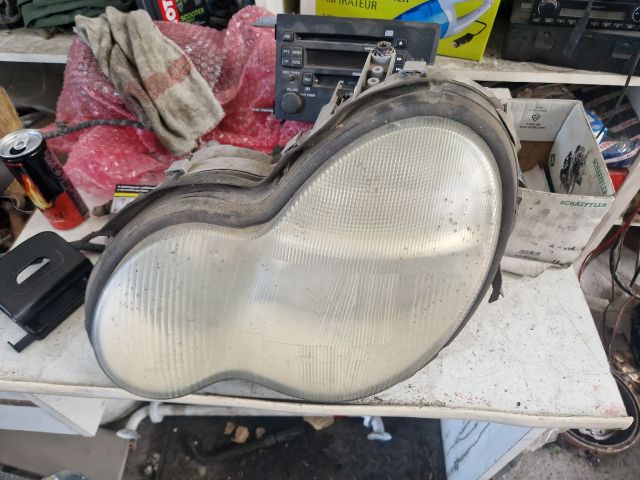 bontott MERCEDES-BENZ C-CLASS Bal Fényszóró