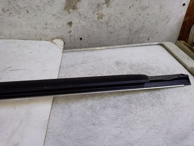 bontott MERCEDES-BENZ C-CLASS Bal hátsó Ablak Díszléc